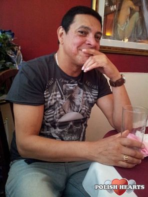 Chilling at the Indian Restaurant... Chilling at the Indian Restaurant...