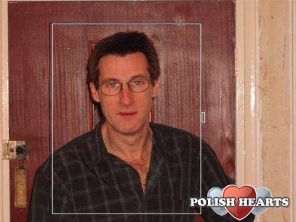 i am a and friendly englishman and would like to meet a nice quite attractive slim polish lady between the ages of about 30 to 45 who is based in england and i am looking for a steady and possibly long term realationship i am fun loyal and generous,