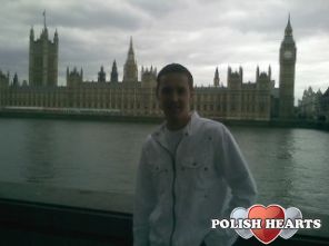 robert19860912