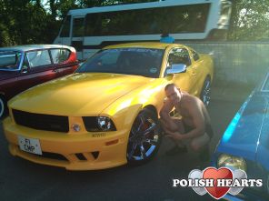 czyste piękno w wyrafinowanej formie przepełnione urzekającą i kuszącą agresją...  auto cudowne...