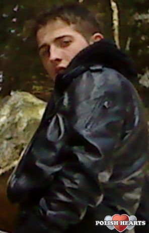 :) stare 