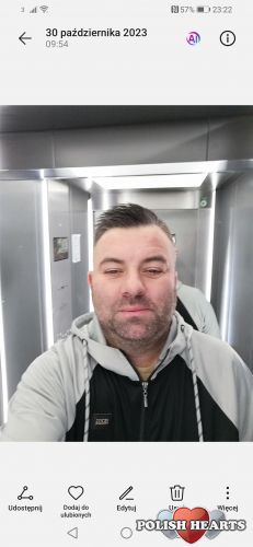 Aktywnie korzystam ze swojego życia i rozwijam pasje. Interesuję się motoryzacją, kolekcjonuję zegarki i zbieram stare klamoty, kt&oacute;re staram się odrestaurować. Mam światopogląd umiarkowanie lewicowy. Jeżdżę dużo na rowerze i gram w tenisa stołowego