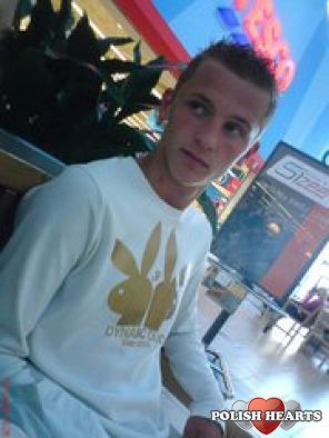 AndrzejeQ90