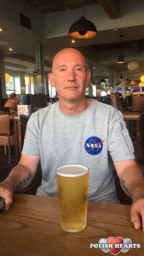 Baz7676
