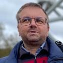 Mężczyzna, witeo, United Kingdom, England, Surrey, Elmbridge, Walton Central, Walton-on-Thames,  48