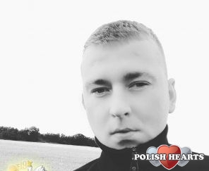 Nie przy cudzych Mercedesach z pożyczonym złotem na zdjęciach...