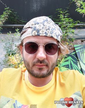ToMasz083