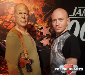 Ja i Bruce Willis! Szkoda że z wosku :D