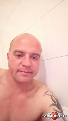 Mike883