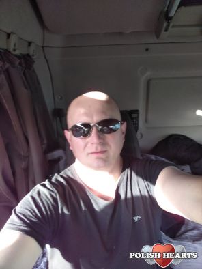 Szkoda ze skrzydel ta maszyna nie ma bo polecialo by sie