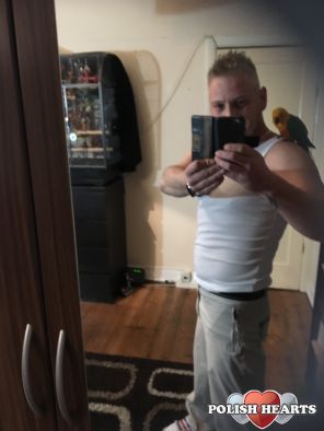 Hi