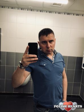 Adrianek81
