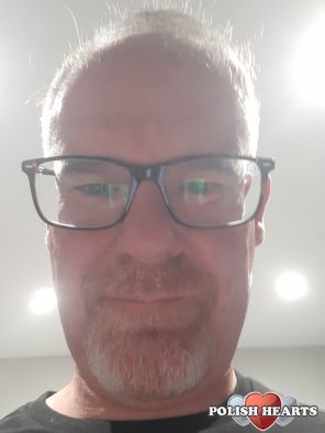 Just an up to date quick selfie.....taken on my Dog and bone#