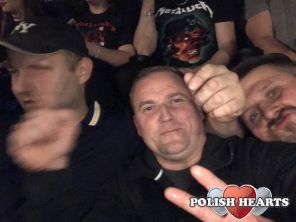 Ja to ten w środku brYdal
