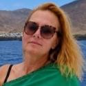 Betty197444, Female, 52 years old